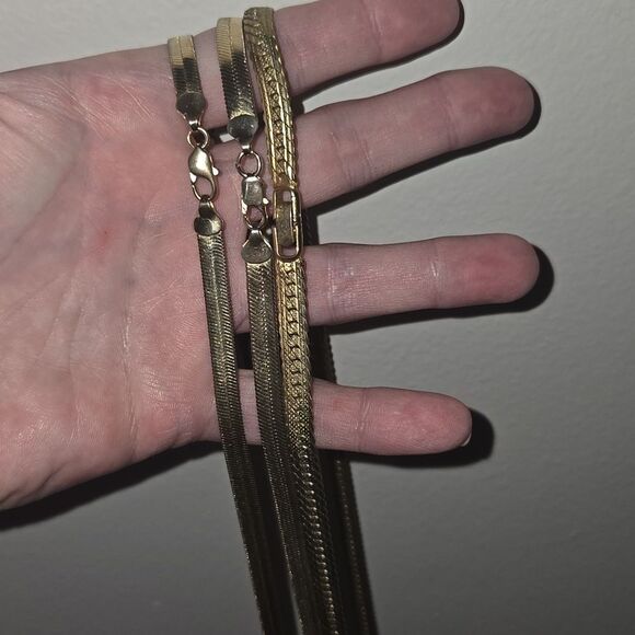 Vintage Herringbone gold toned necklaces. - Picture 5 of 11